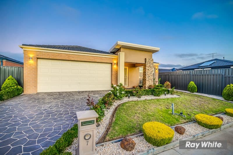 7 Possum Court, Truganina VIC 3029, Truganina - Thumbnail 3