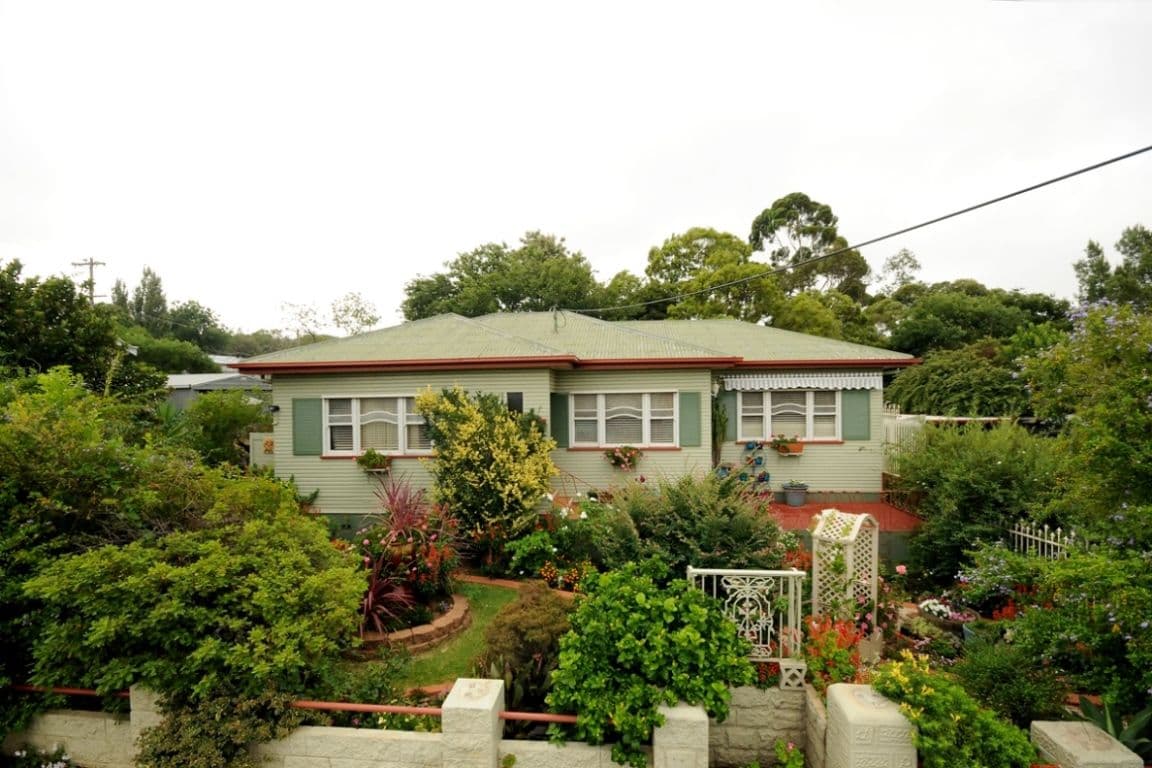 13 West Street, NEWTOWN QLD 4350, Newtown - Thumbnail 2