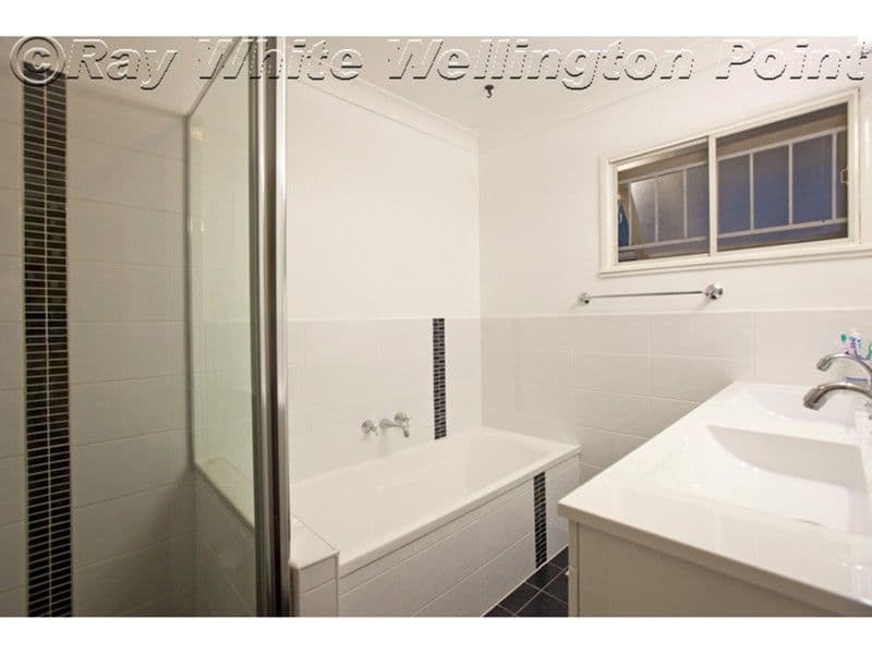 80 Wynnum North Road, WYNNUM QLD 4178, Wynnum - Thumbnail 4