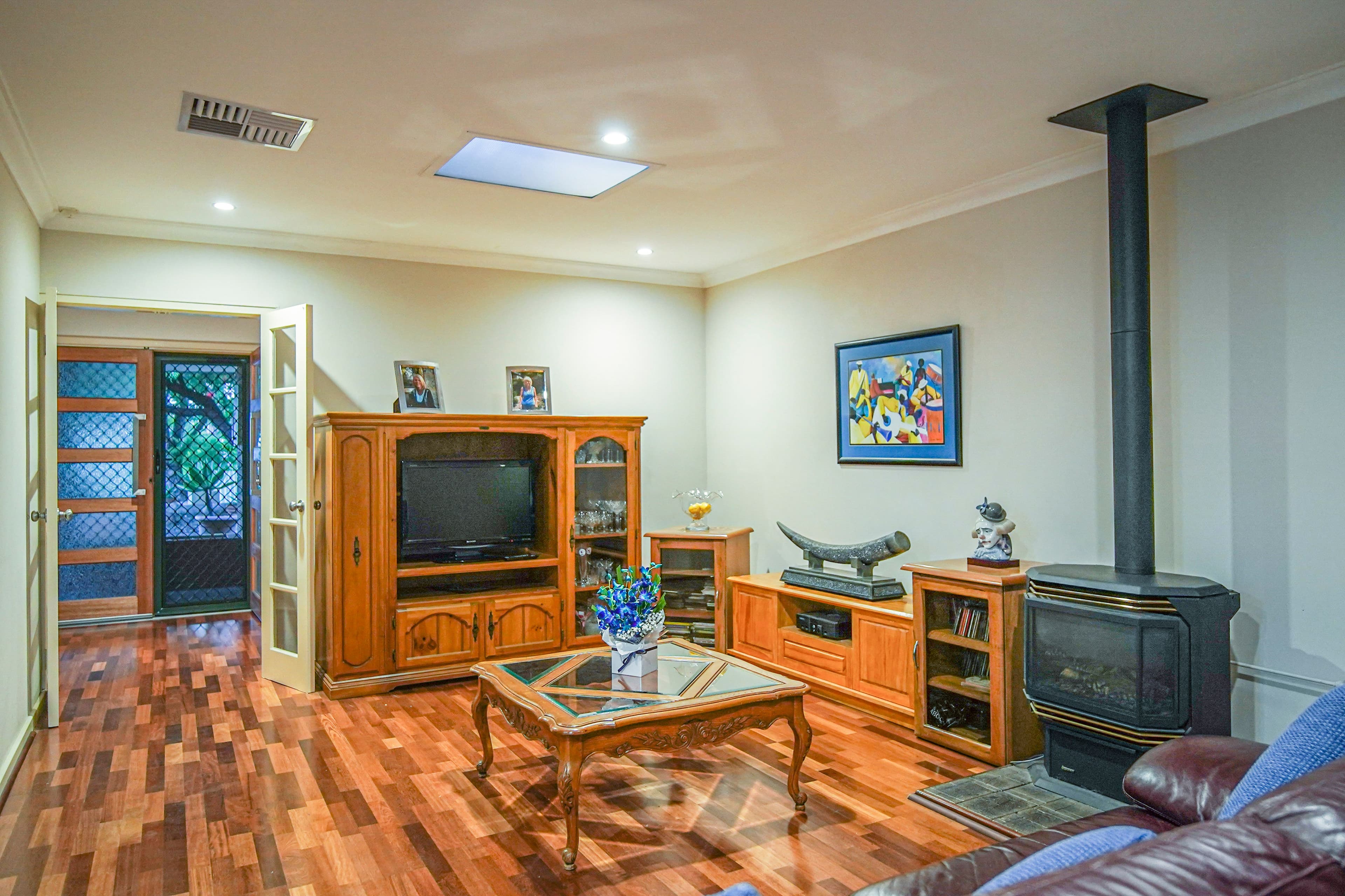 25 Hadley Gardens, Kardinya WA 6163, Kardinya - Thumbnail 4