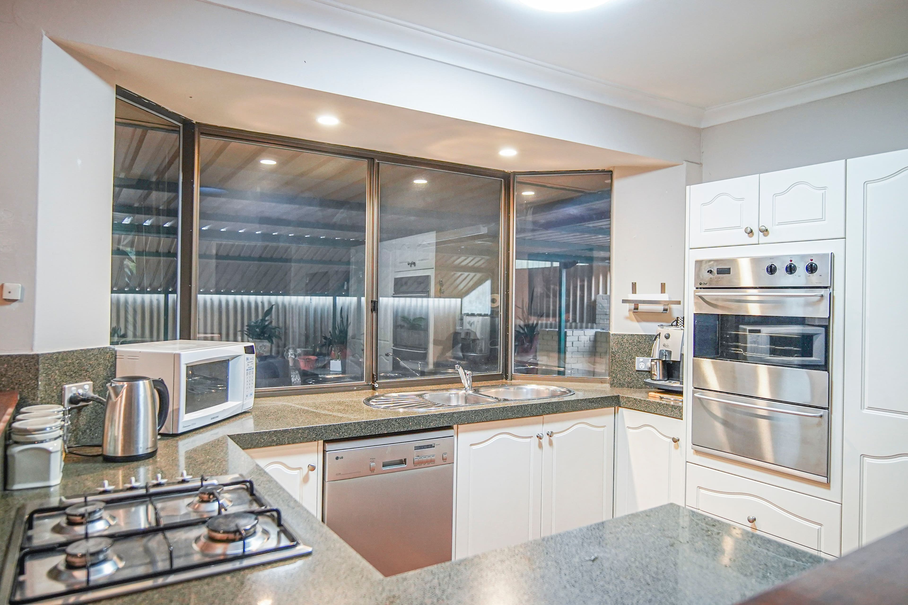 25 Hadley Gardens, Kardinya WA 6163, Kardinya - Thumbnail 7