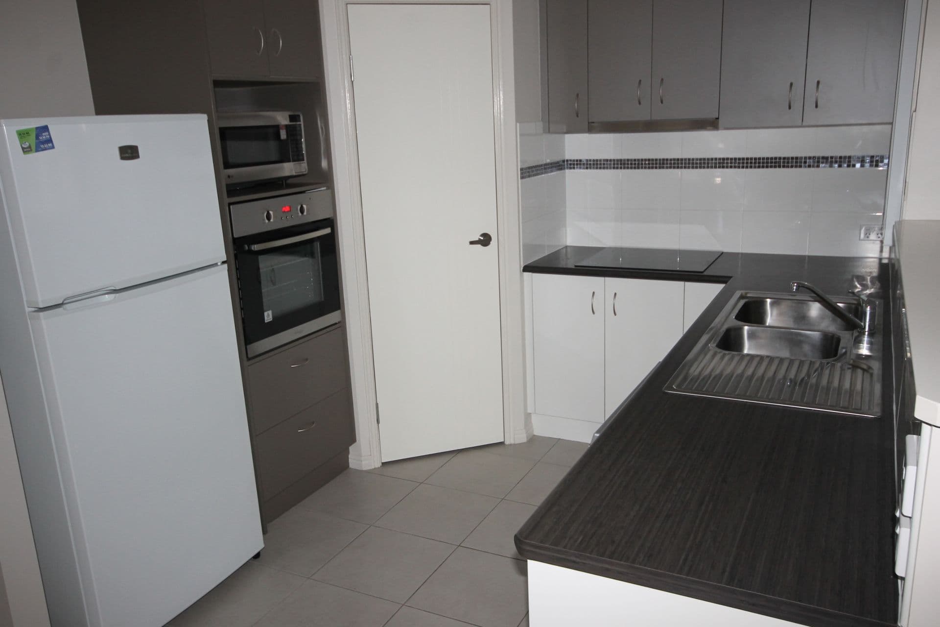62 Gosden Drive, Dalby QLD 4405, Dalby - Thumbnail 2