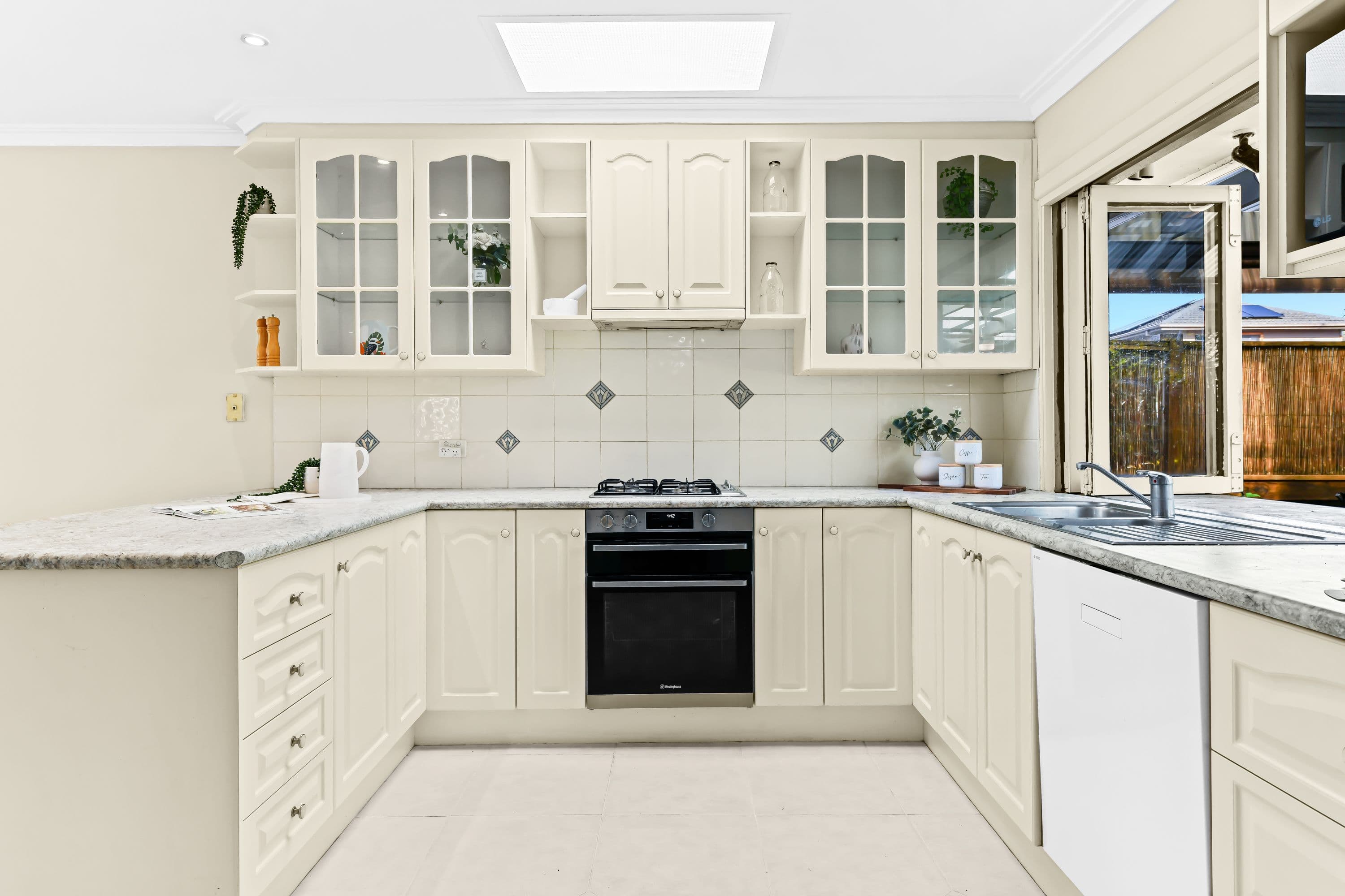 34 Bona Vista Road, Bayswater VIC 3153, Bayswater - Thumbnail 4