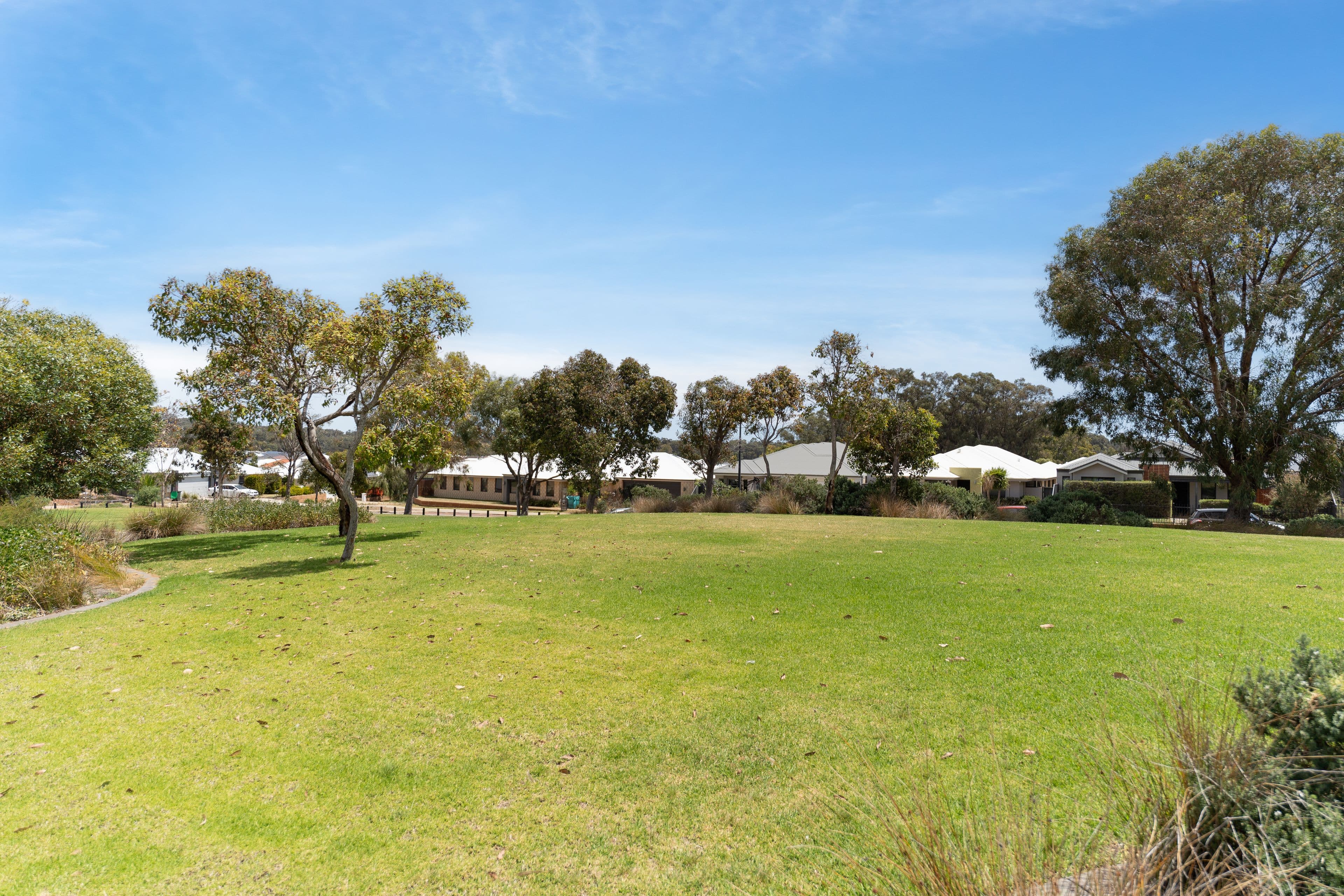 37 Liddard Gardens, Baldivis WA 6171, Baldivis - Thumbnail 2