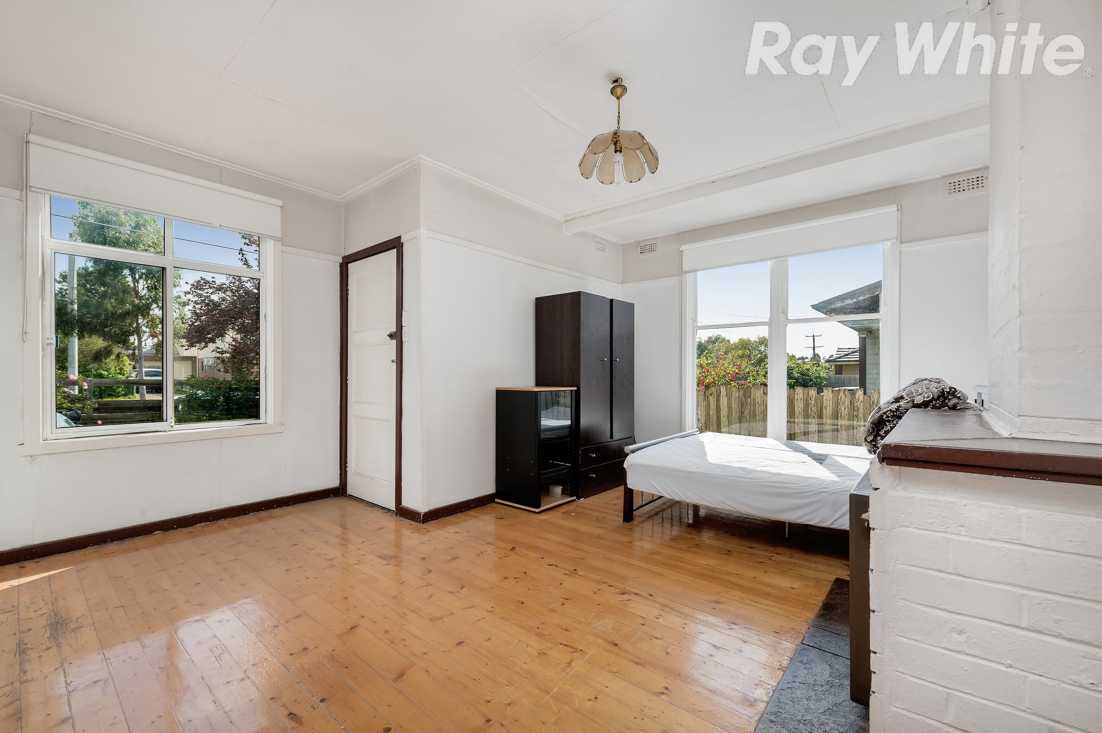 18 Boldrewood Parade, Reservoir VIC 3073, Reservoir - Thumbnail 4