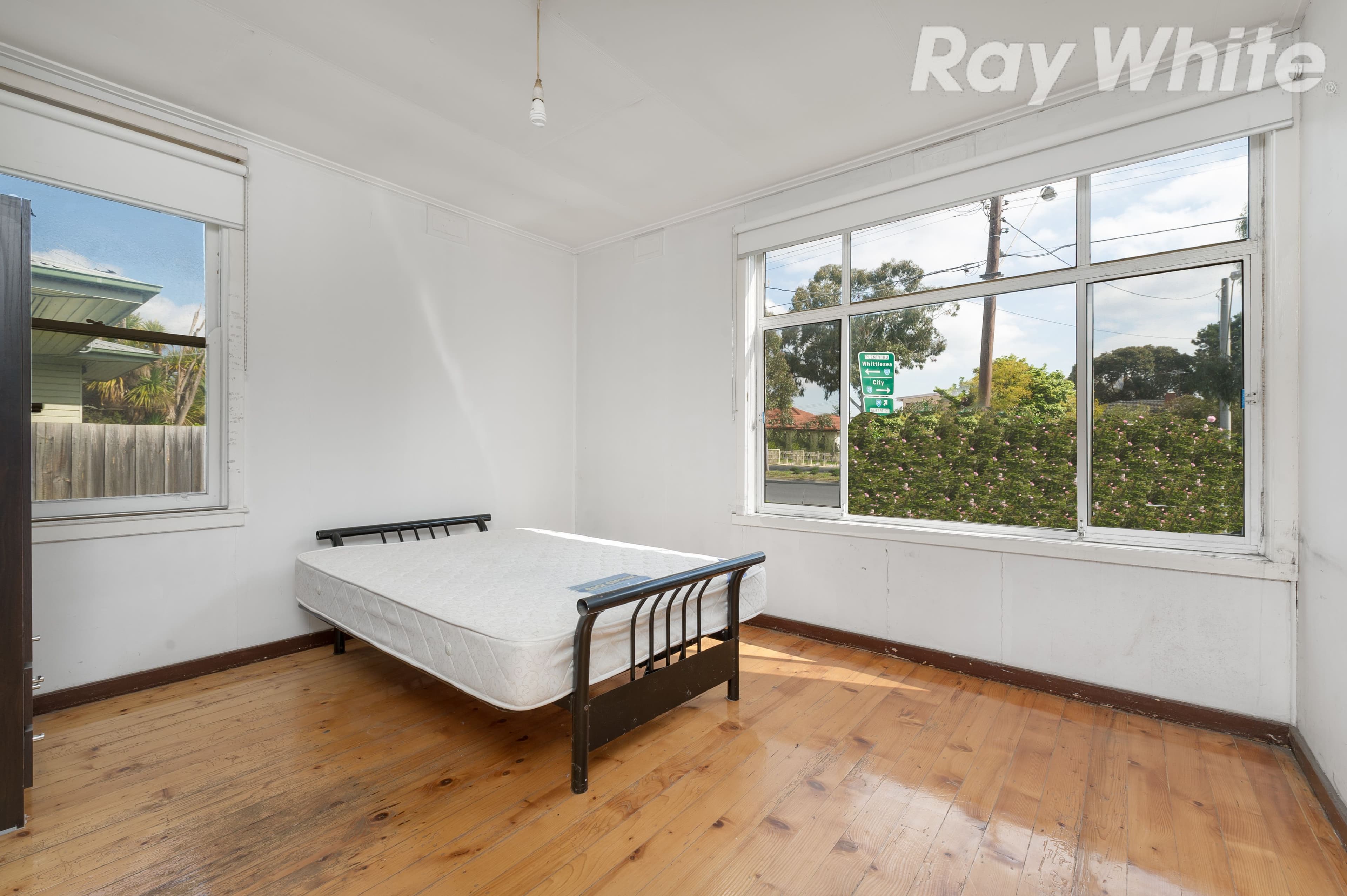 18 Boldrewood Parade, Reservoir VIC 3073, Reservoir - Thumbnail 5