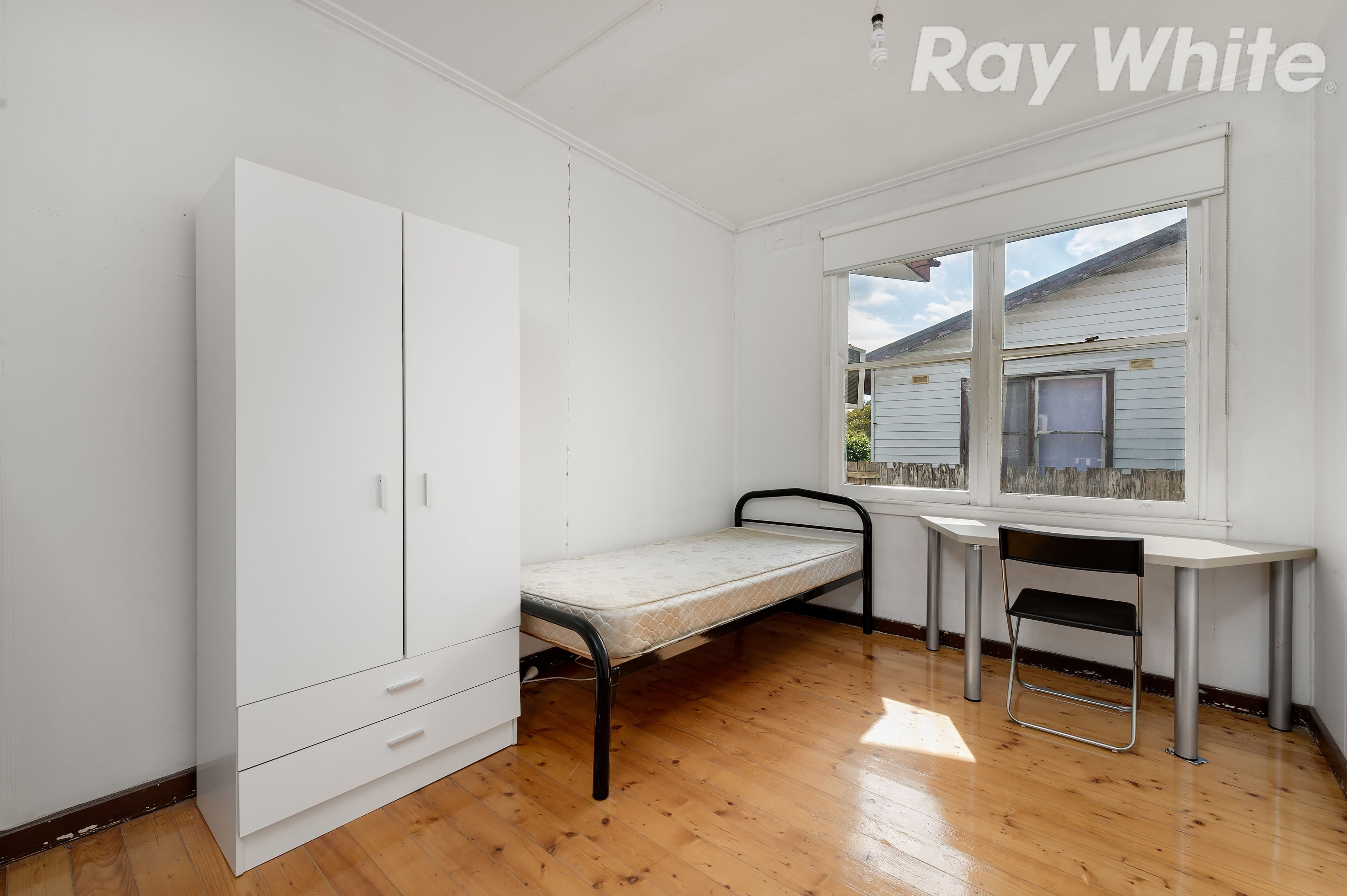 18 Boldrewood Parade, Reservoir VIC 3073, Reservoir - Thumbnail 6