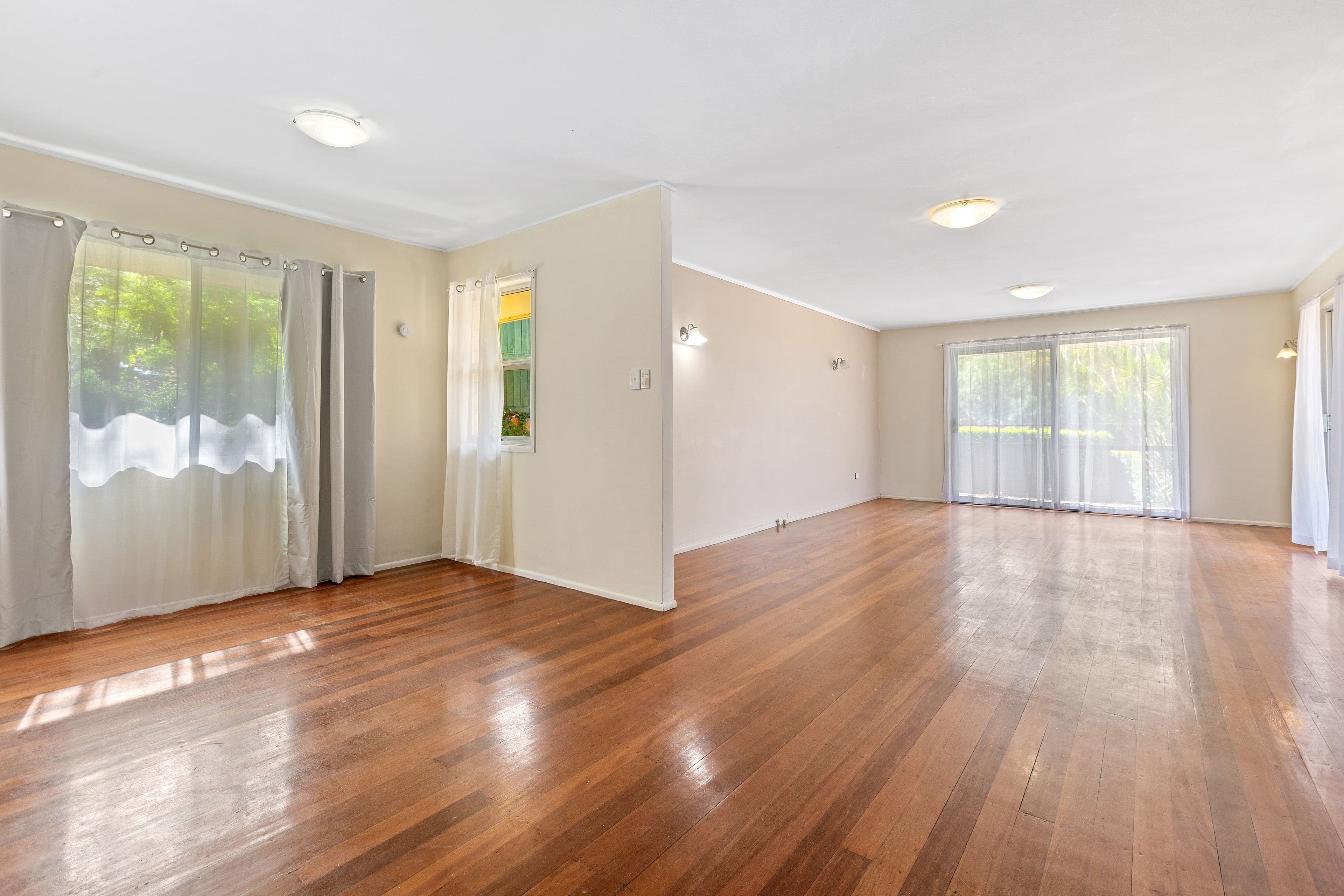 18 Treacher Street, Upper Mount Gravatt QLD 4122, Upper Mount Gravatt - Thumbnail 4