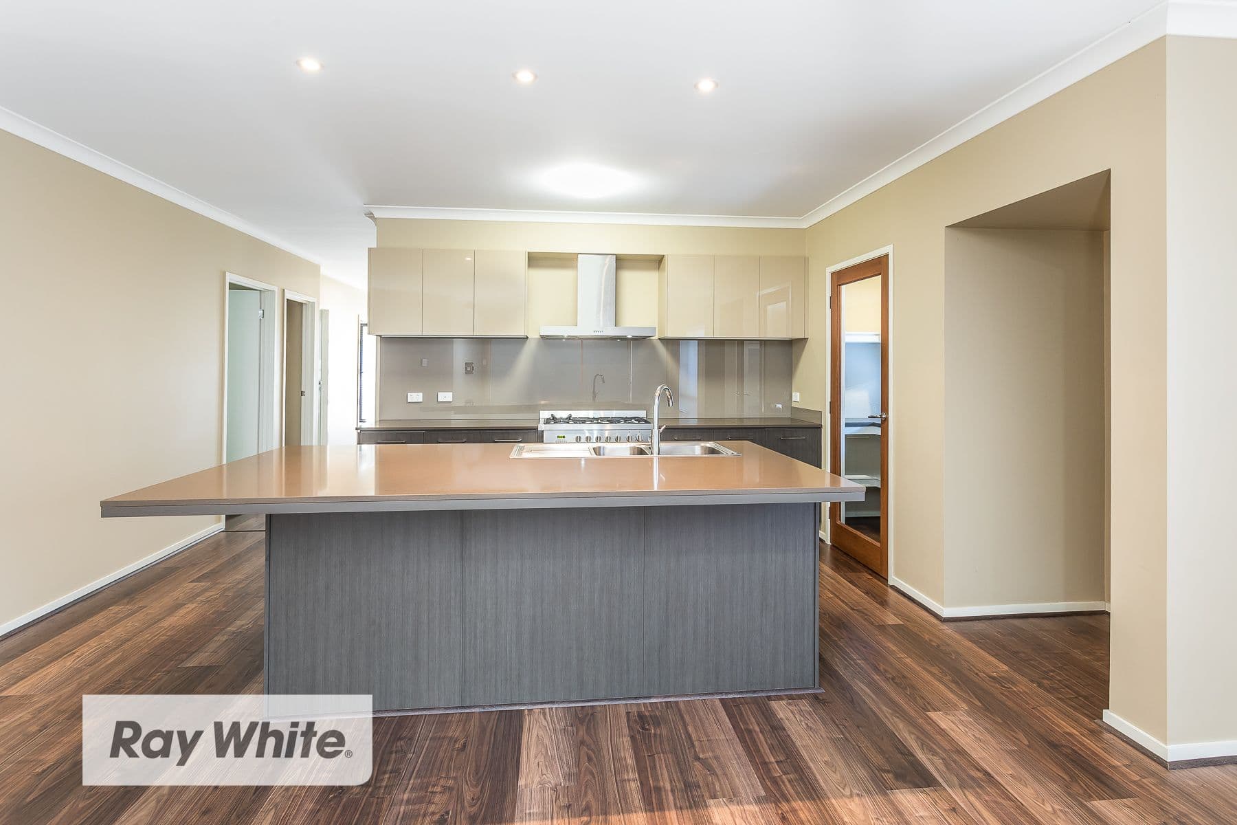 7 Shoreacres Street, North Lakes QLD 4509, North Lakes - Thumbnail 4