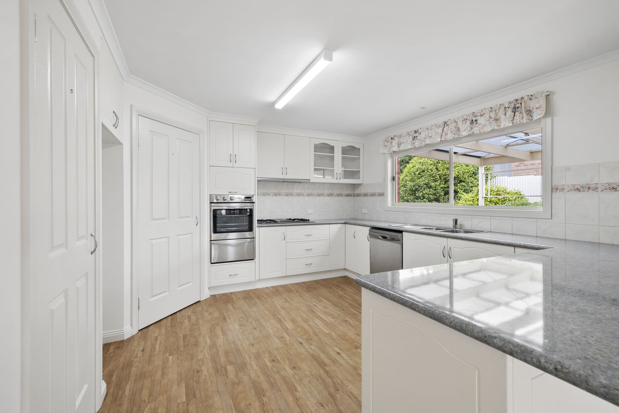 4 Scotts Rise, Ararat VIC 3377, Ararat - Thumbnail 4