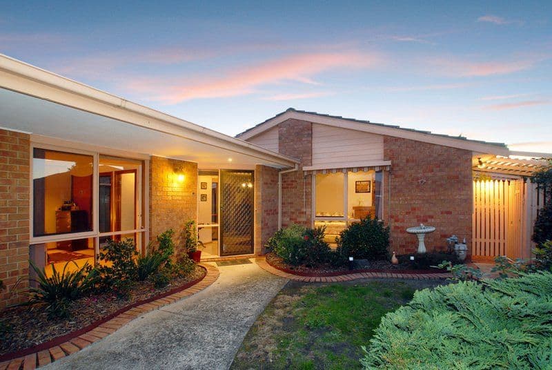 4 Bamboo Court, CRANBOURNE VIC 3977, Cranbourne North - Image 1