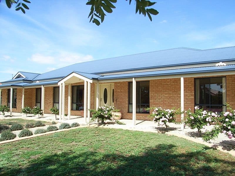 19 Caroline Court, ECHUCA VIC 3564, Echuca - Image 1