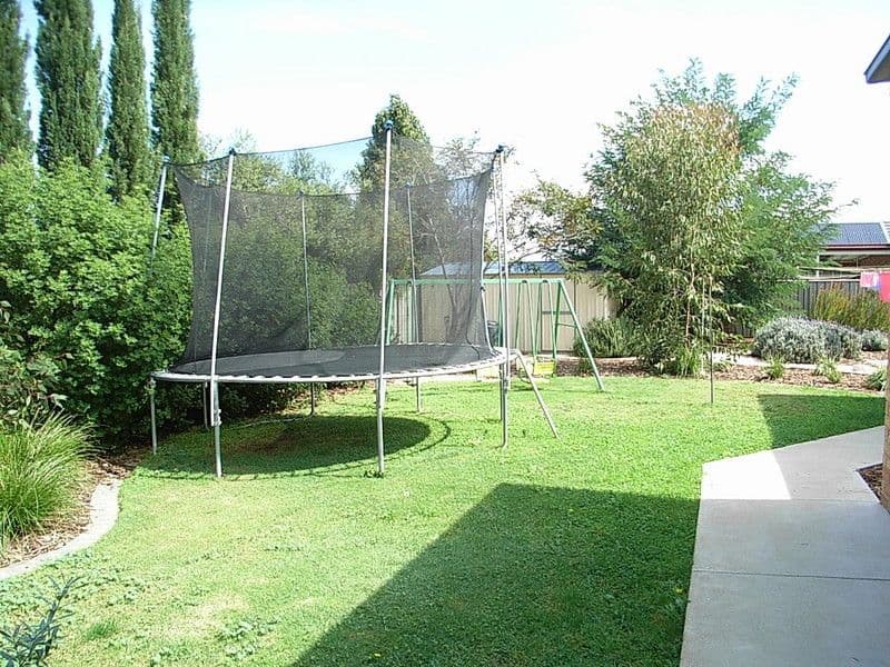 19 Caroline Court, ECHUCA VIC 3564, Echuca - Thumbnail 5