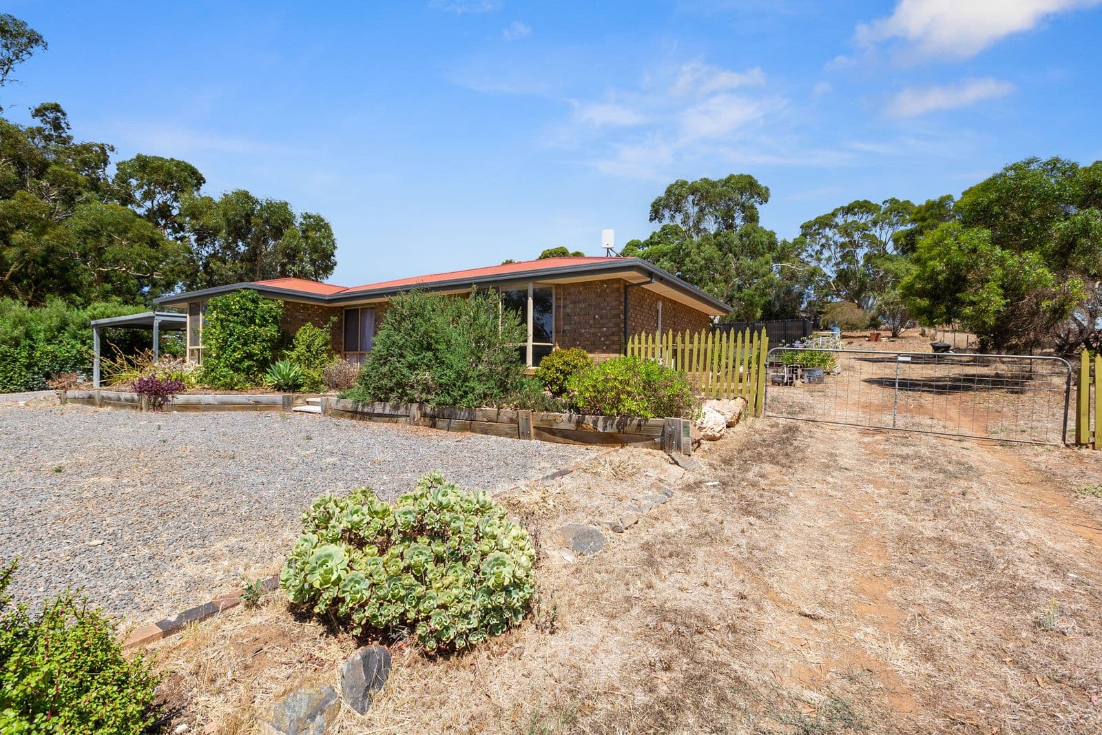 26 Mine Road, Kanmantoo SA 5252, Kanmantoo - Thumbnail 2