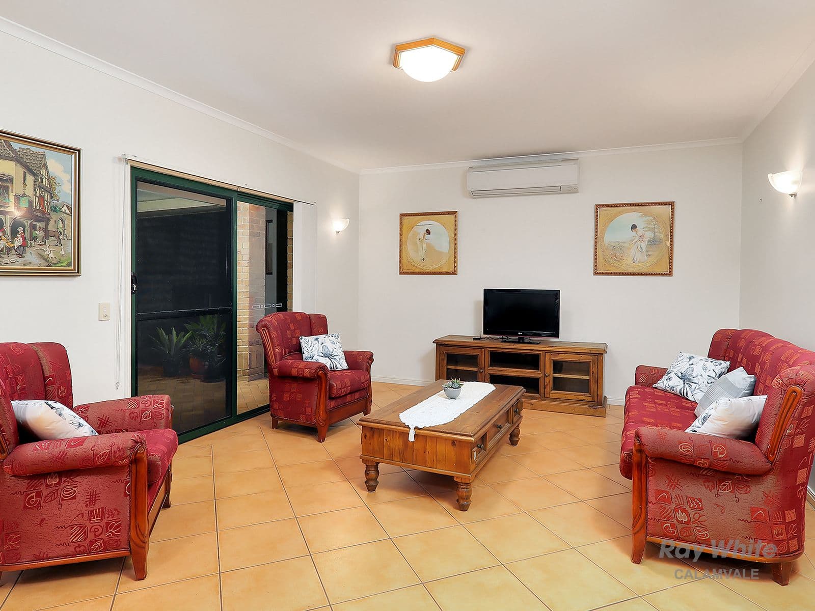 9 Petunia Close, Calamvale QLD 4116, Calamvale - Thumbnail 3