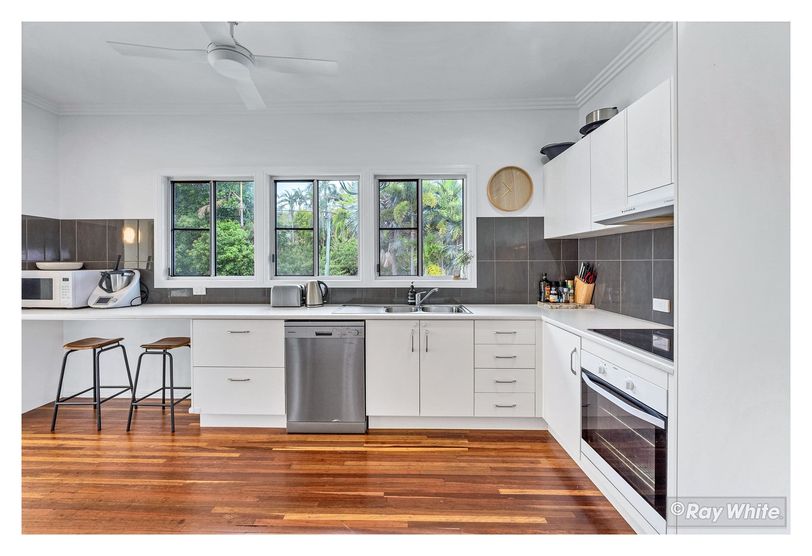 10 Beaconsfield Terrace, The Range QLD 4700, The Range - Thumbnail 3