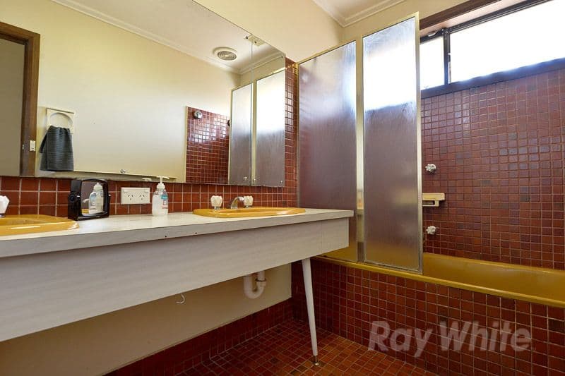 35 Richborough Grove, FERNTREE GULLY VIC 3156, Ferntree Gully - Thumbnail 8