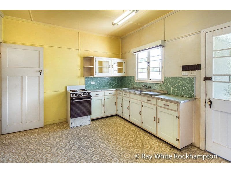 33 Armstrong Street, Berserker QLD 4701, Berserker - Thumbnail 3