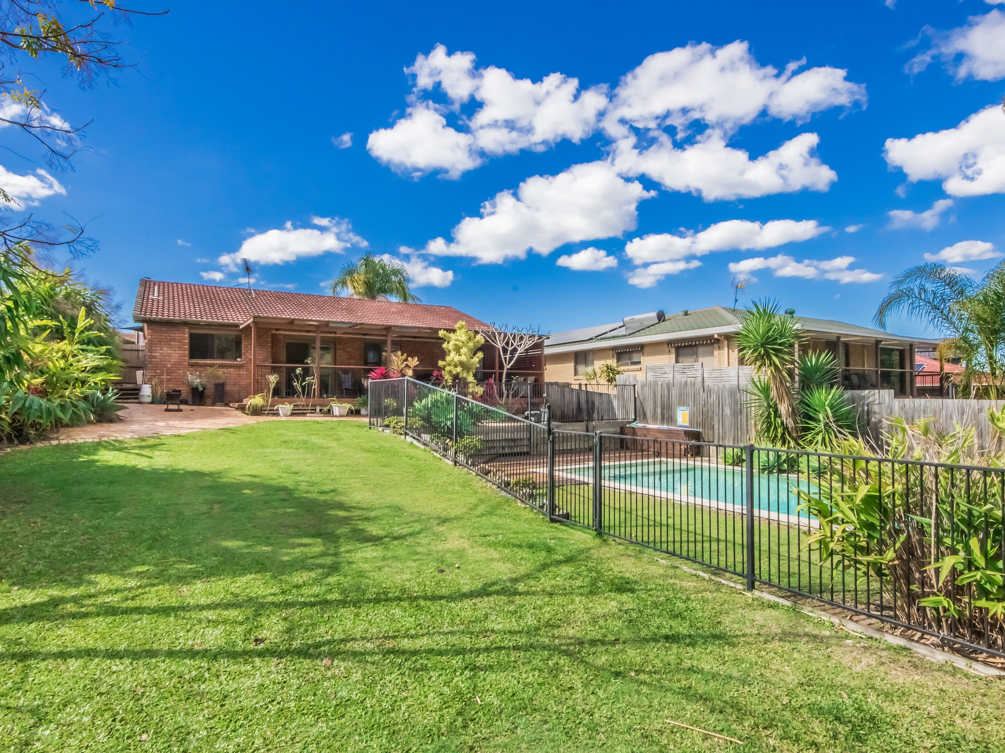 10 Merino Drive, Helensvale QLD 4212, Helensvale - Thumbnail 3