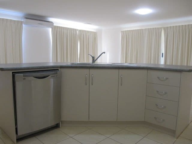 18 Ajax Drive, WANDINA WA 6530, Wandina - Thumbnail 5