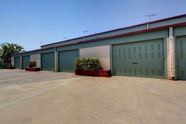 4 Cambridge Street, CURRAJONG QLD 4812, Currajong - Image 1