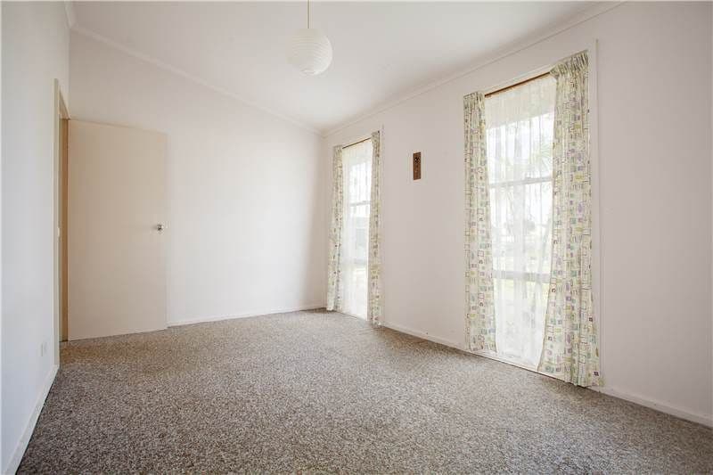 14 Carmarthen Drive, CORIO VIC 3214, Corio - Thumbnail 4