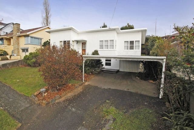 2 Broadview Crescent, TREVALLYN TAS 7250, Trevallyn - Thumbnail 5