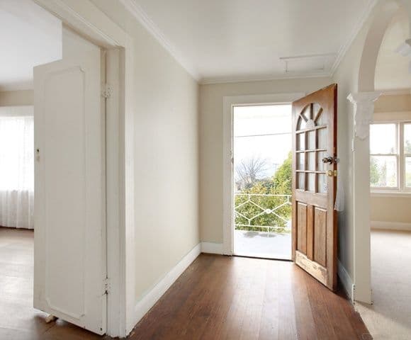 2 Broadview Crescent, TREVALLYN TAS 7250, Trevallyn - Thumbnail 6