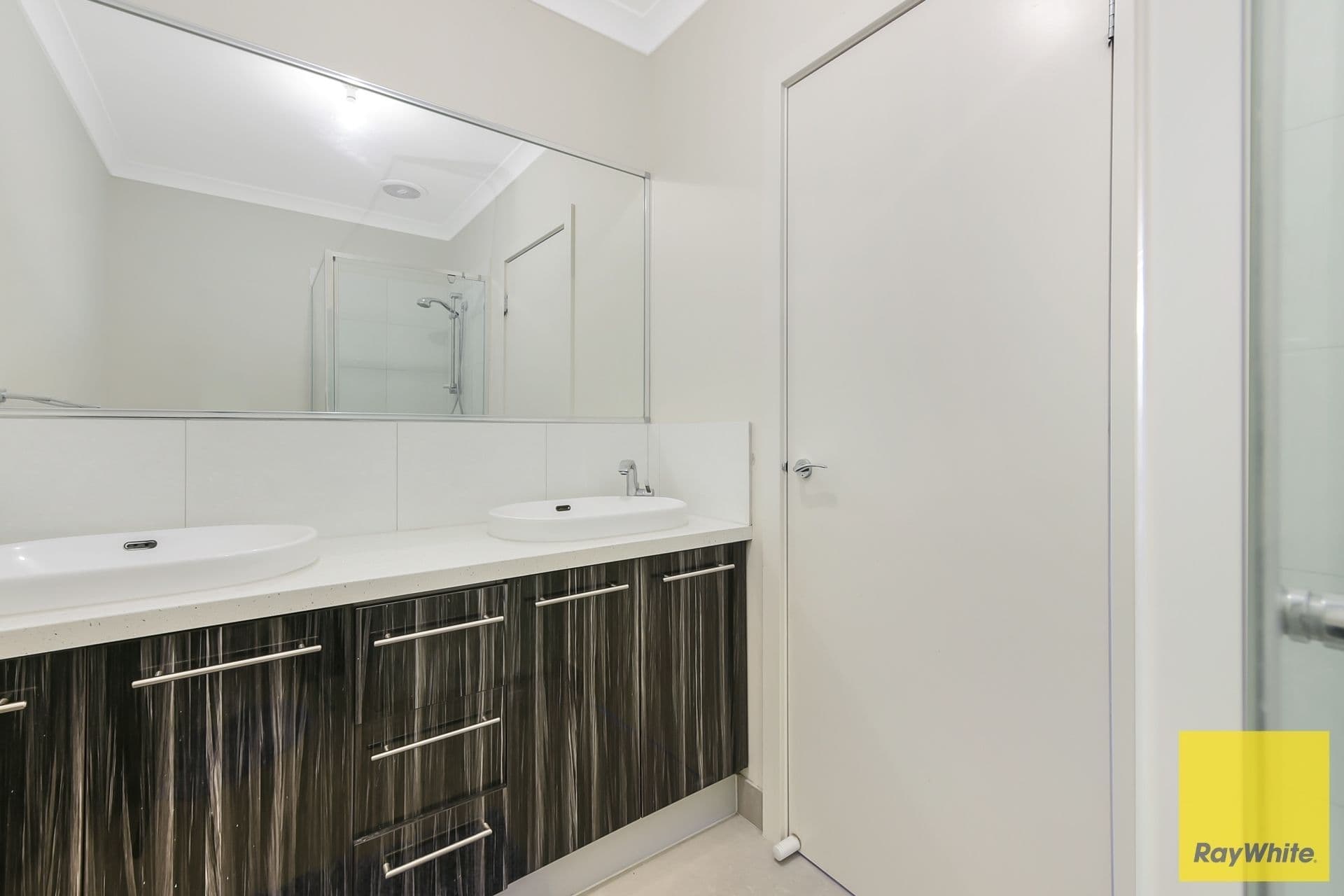 11-13 Frederick Street, Dandenong VIC 3175, Dandenong - Thumbnail 6