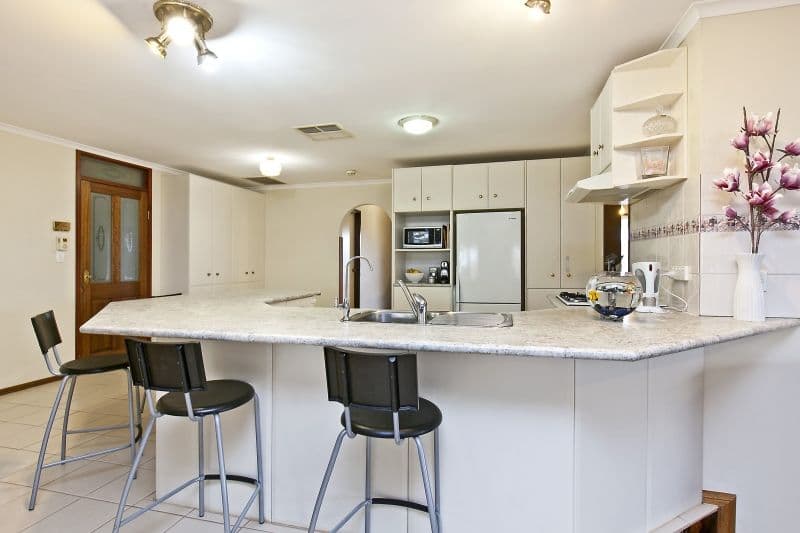 18 Mary-Alice Drive, PARA HILLS SA 5096, Para Hills - Thumbnail 7