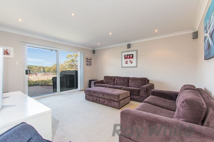 38 Auklet Road, Mount Hutton - Thumbnail 4
