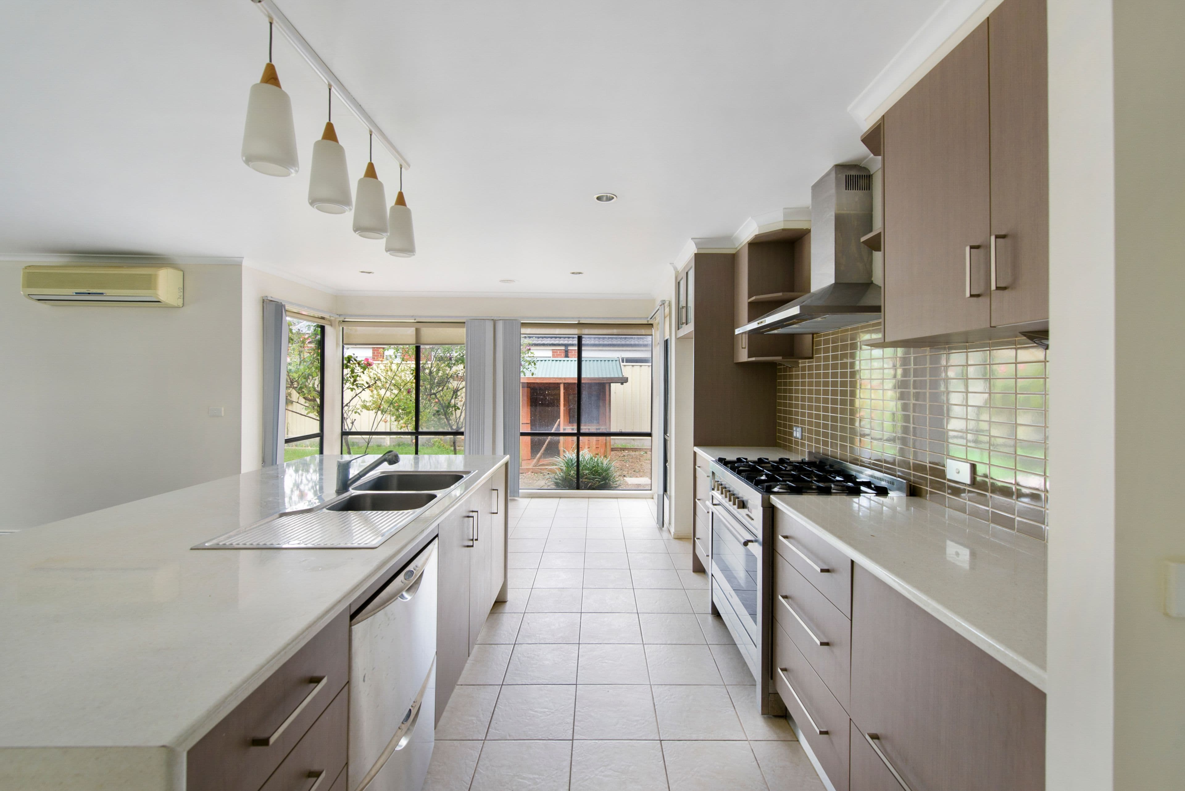 72 Domain Way, Taylors Hill VIC 3037, Taylors Hill - Thumbnail 2