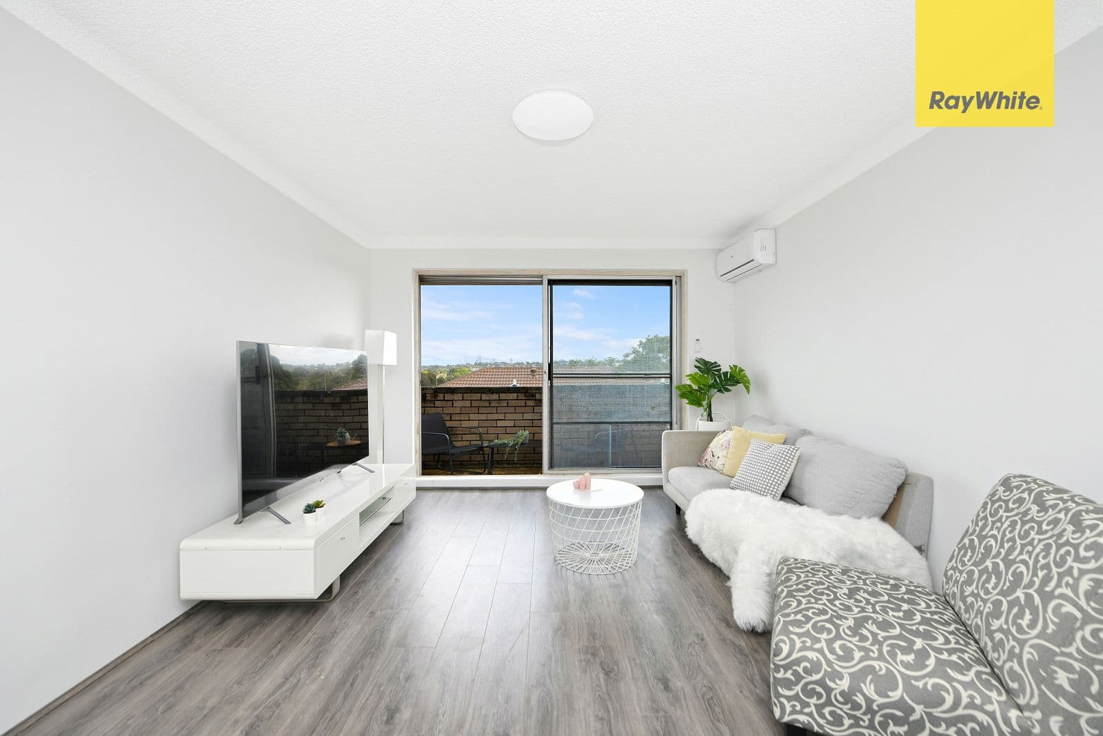 21-27 Meadow Cres., Meadowbank NSW 2114, Meadowbank - Thumbnail 2
