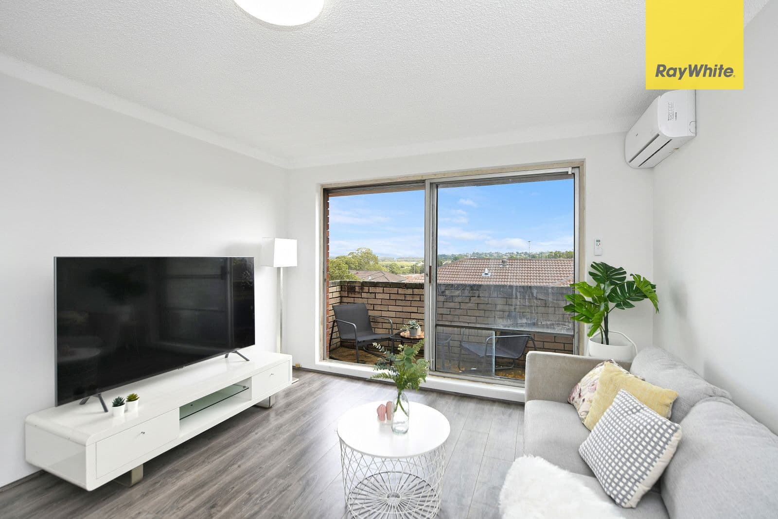 21-27 Meadow Cres., Meadowbank NSW 2114, Meadowbank - Thumbnail 3