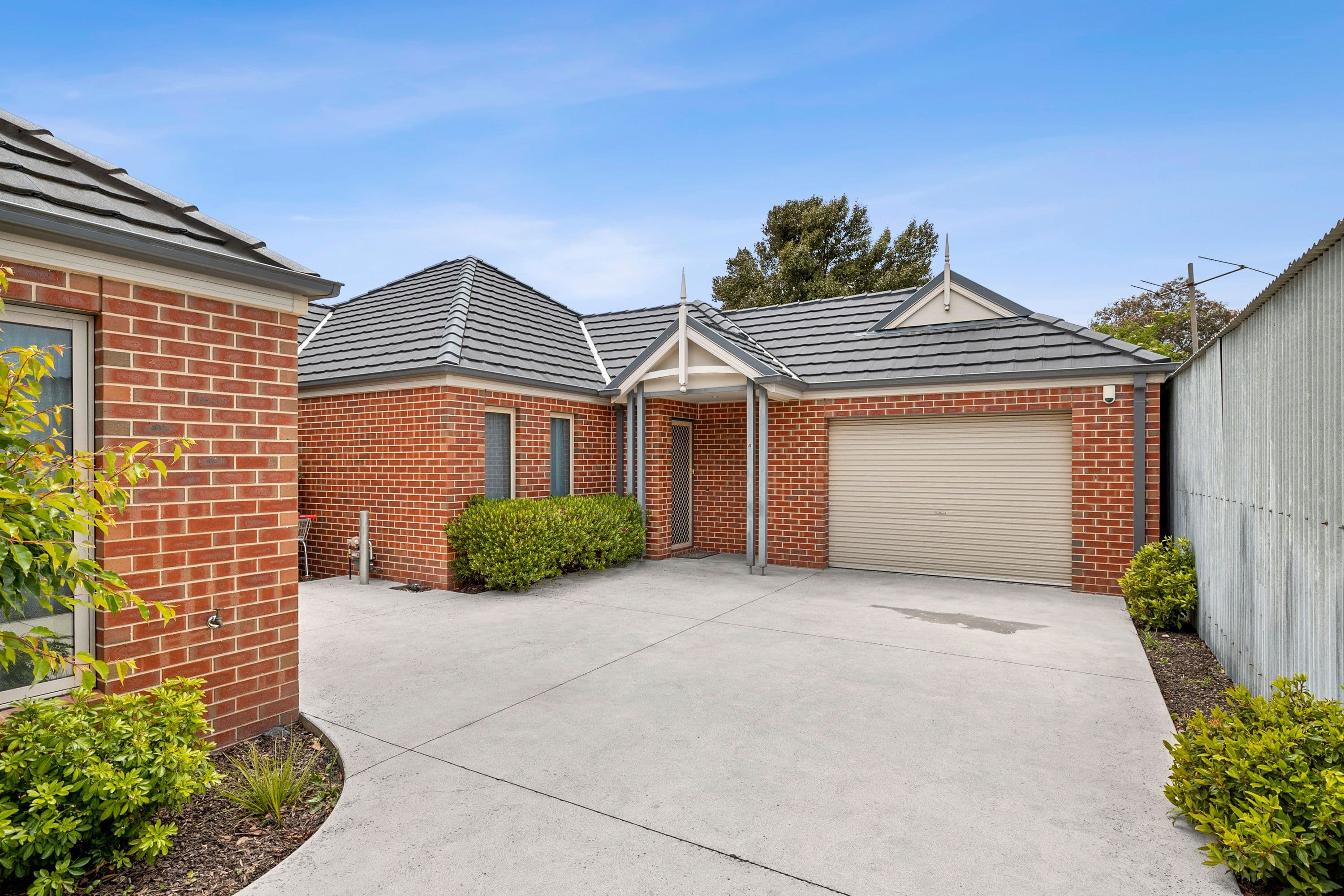 22 Park Street, Wendouree VIC 3355, Wendouree - Image 1
