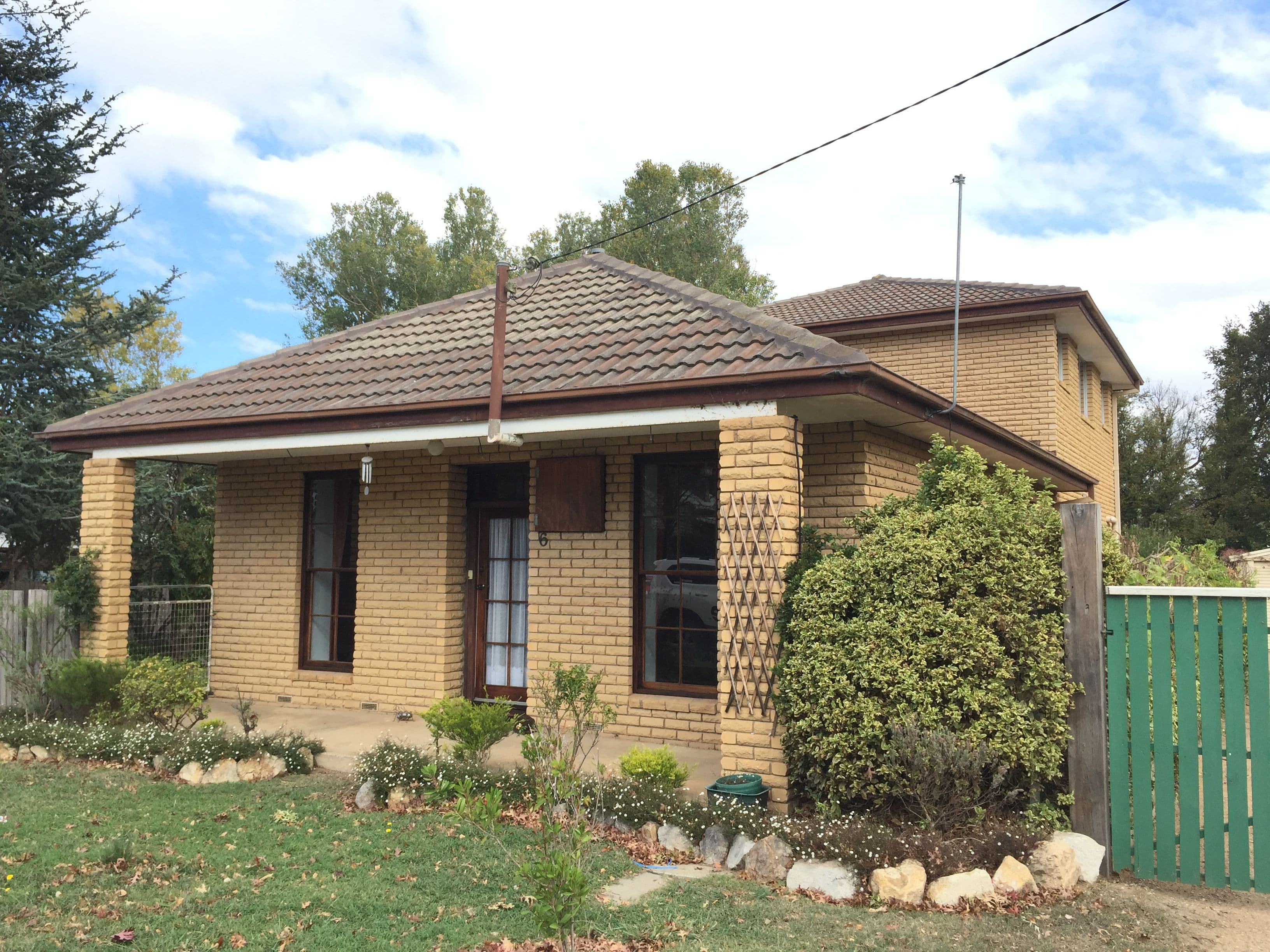 6 Solus Street, Braidwood - Image 1