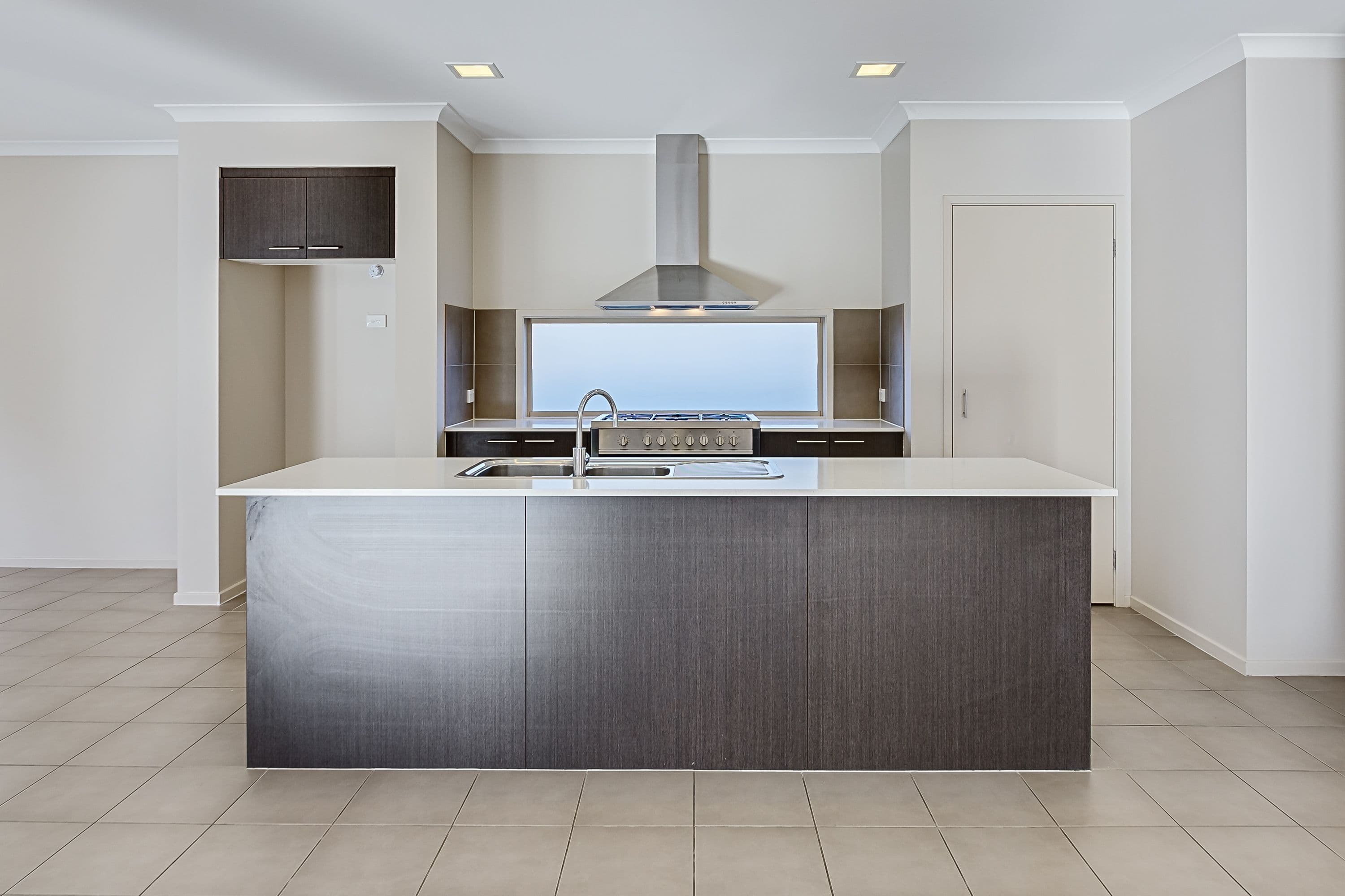 2 Loughton Avenue, Epping VIC 3076, Epping - Thumbnail 2