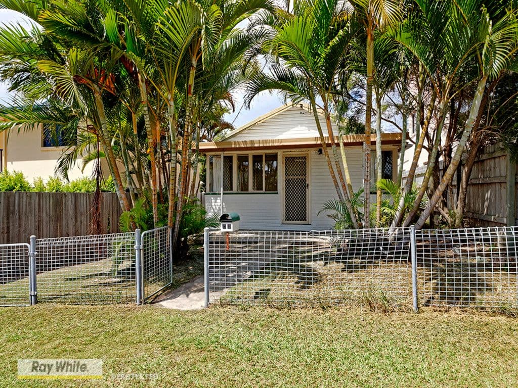 23 MacDonnell Road, Margate QLD 4019, Margate - Thumbnail 2