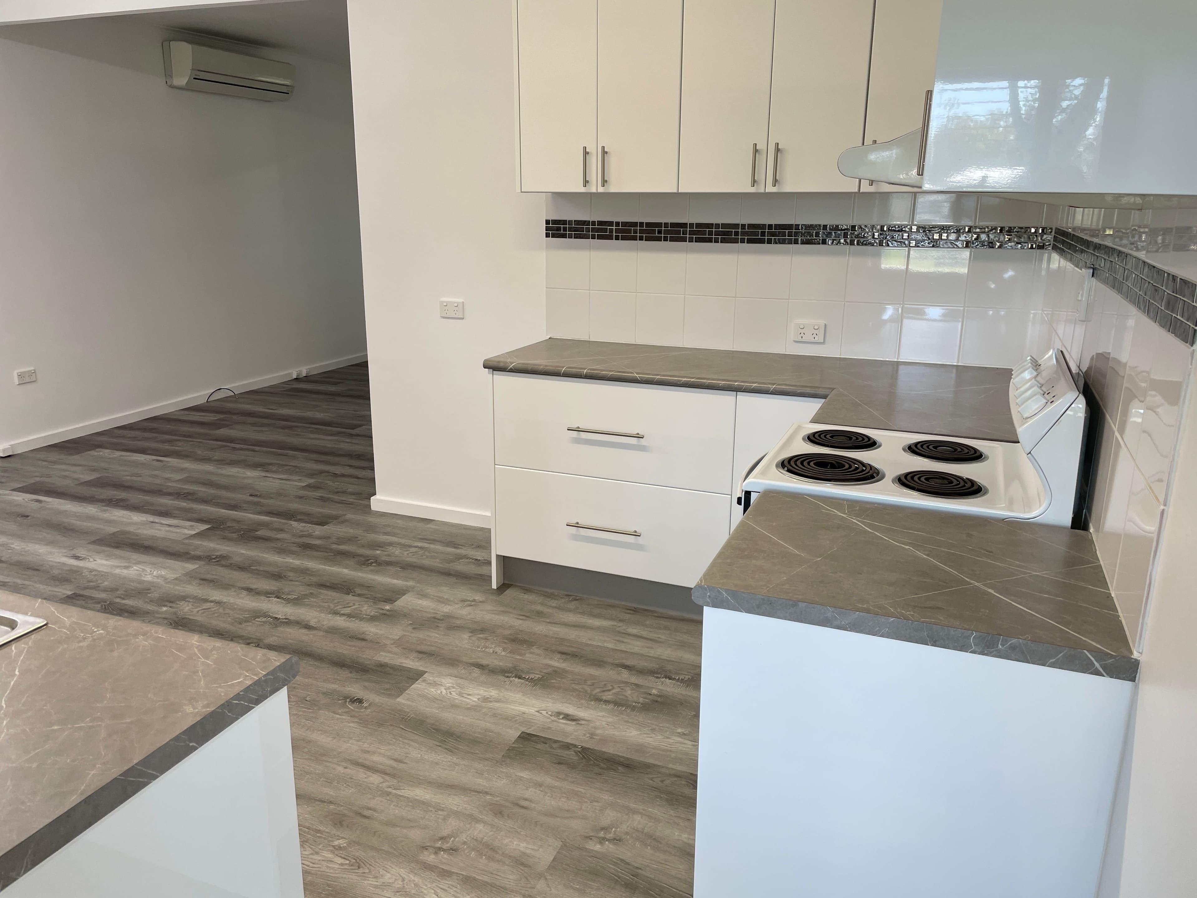 11 Clark Street, Clinton QLD 4680, Clinton - Thumbnail 6