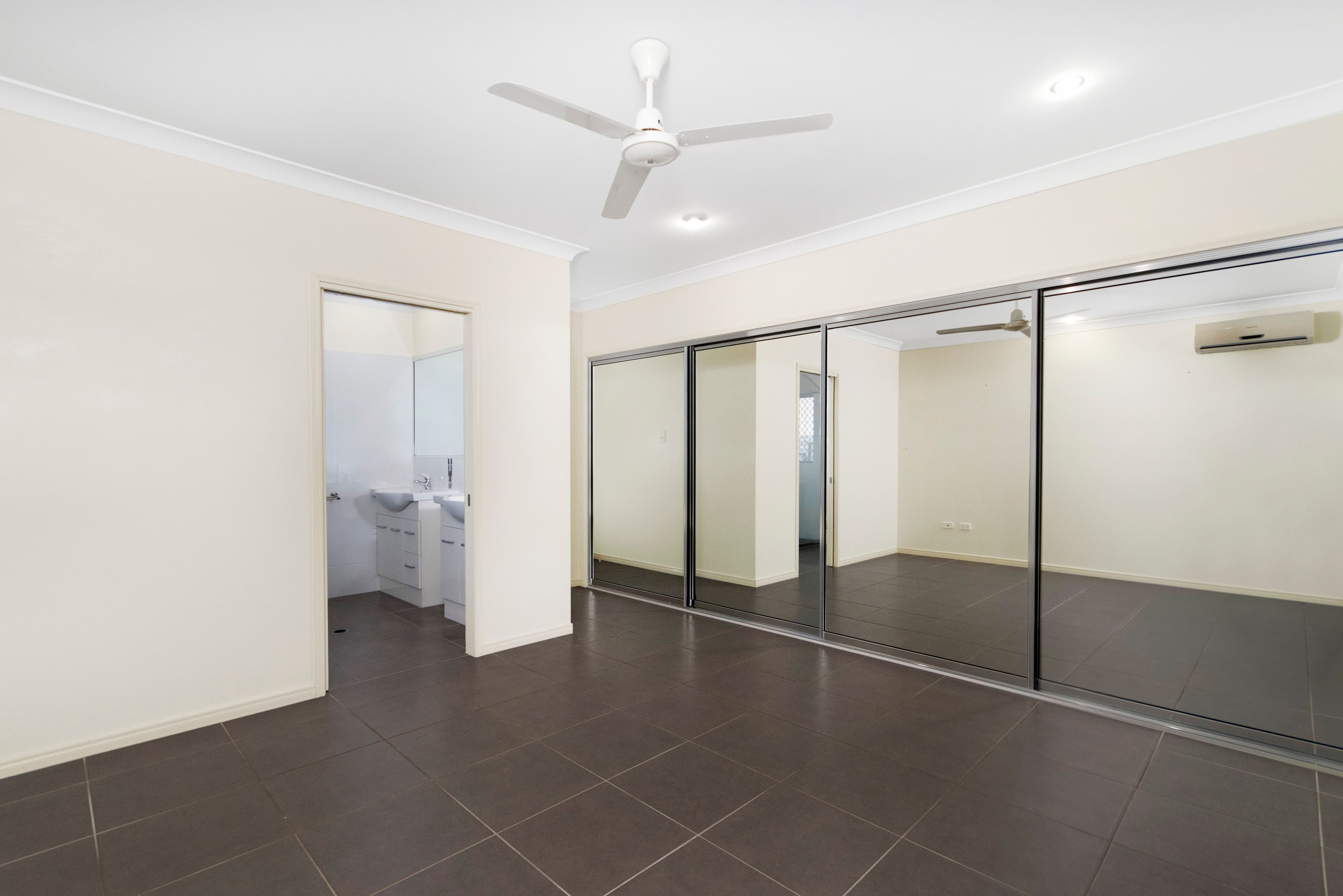16 Retreat Close, Palm Cove QLD 4879, Palm Cove - Thumbnail 6