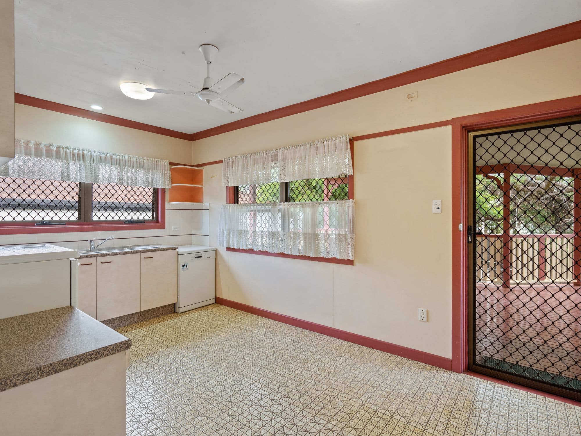 87 Ormadale Road, Yeronga QLD 4104, Yeronga - Thumbnail 6