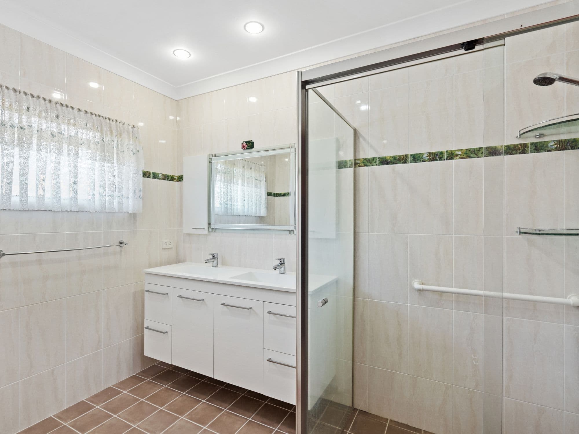 87 Ormadale Road, Yeronga QLD 4104, Yeronga - Thumbnail 7
