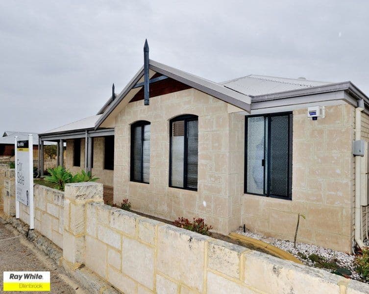 131 Coolamon Boulevard, ELLENBROOK WA 6069, Ellenbrook - Thumbnail 5