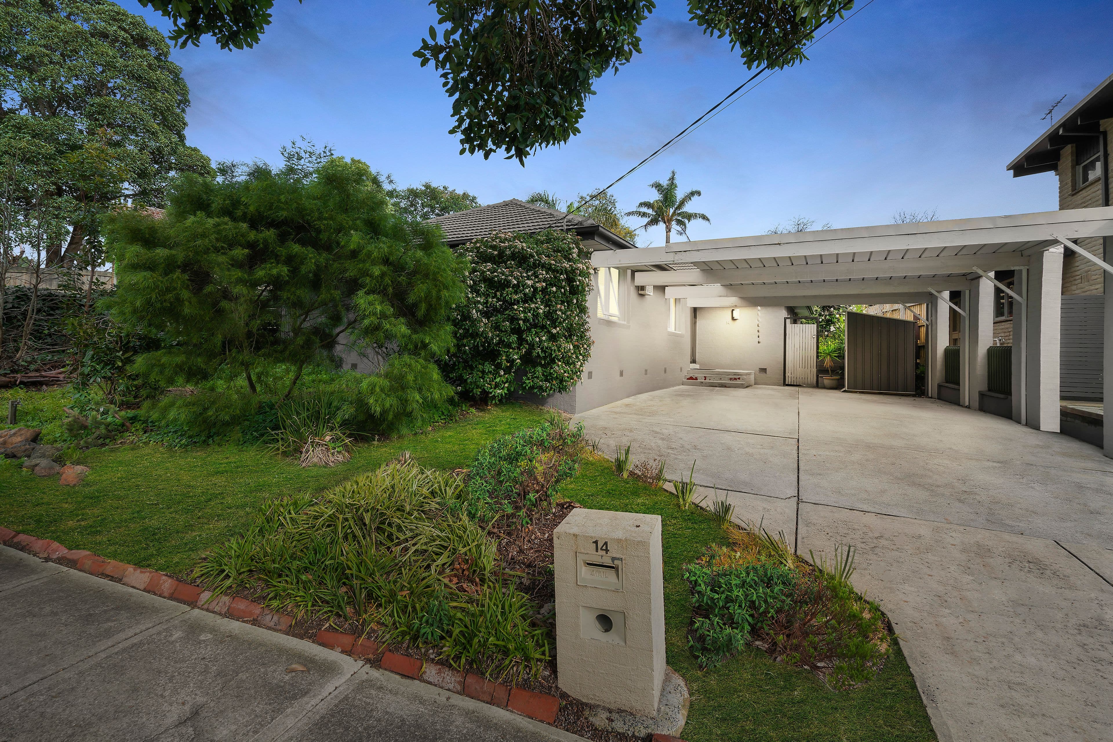 14 Benanee Drive, Frankston VIC 3199, Frankston - Image 1