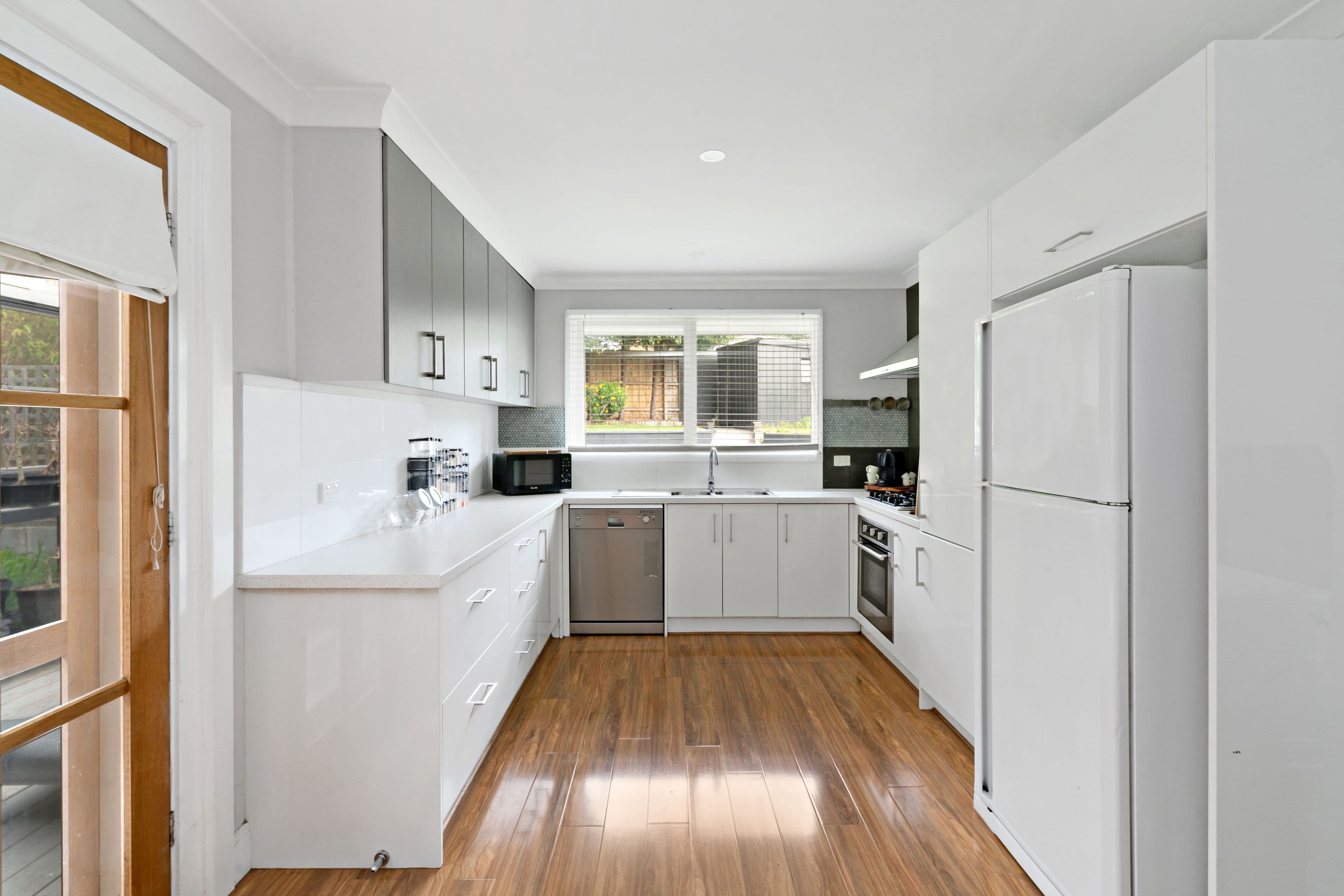 14 Benanee Drive, Frankston VIC 3199, Frankston - Thumbnail 4