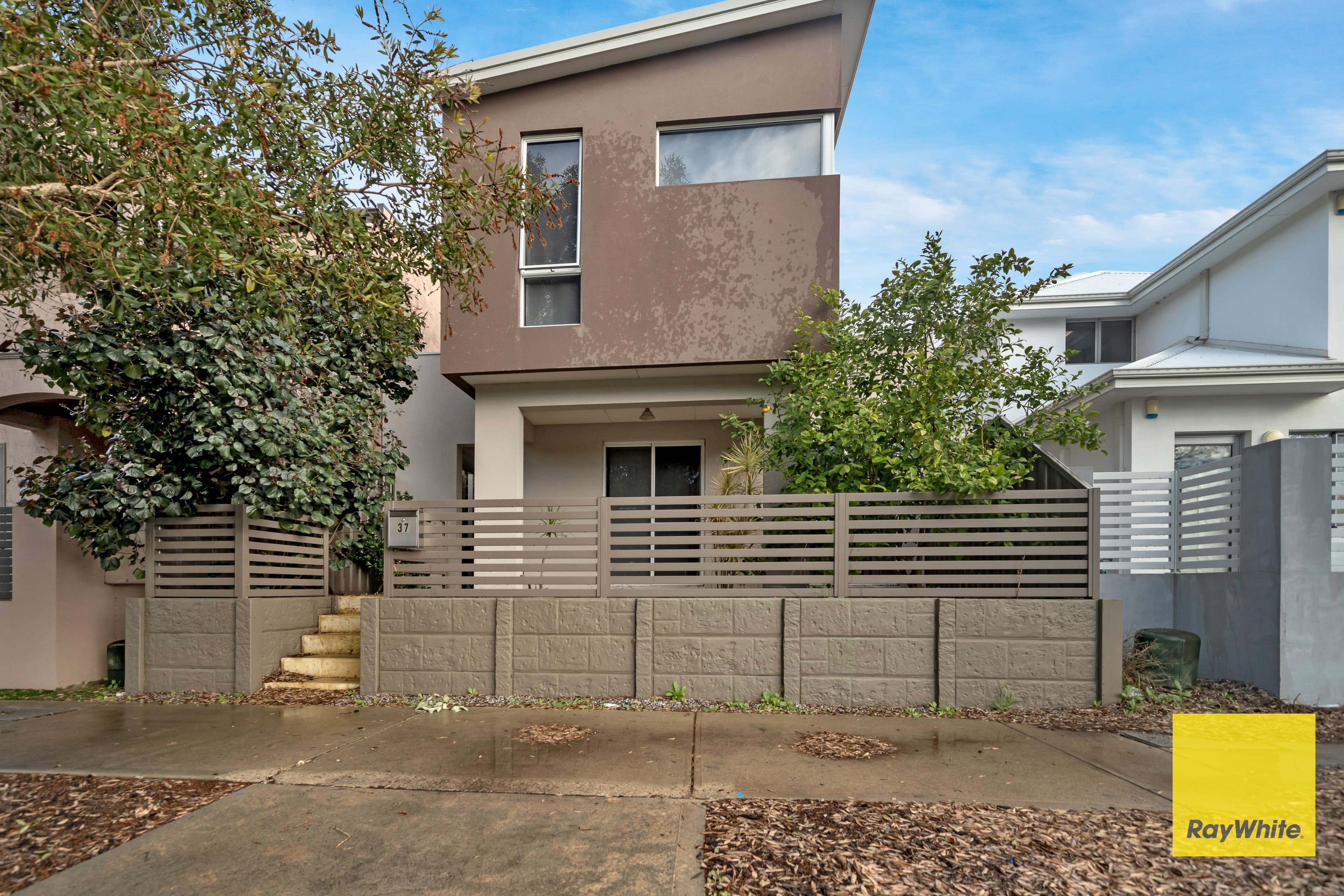 37 Ashbury Crescent, Mirrabooka WA 6061, Mirrabooka - Thumbnail 2