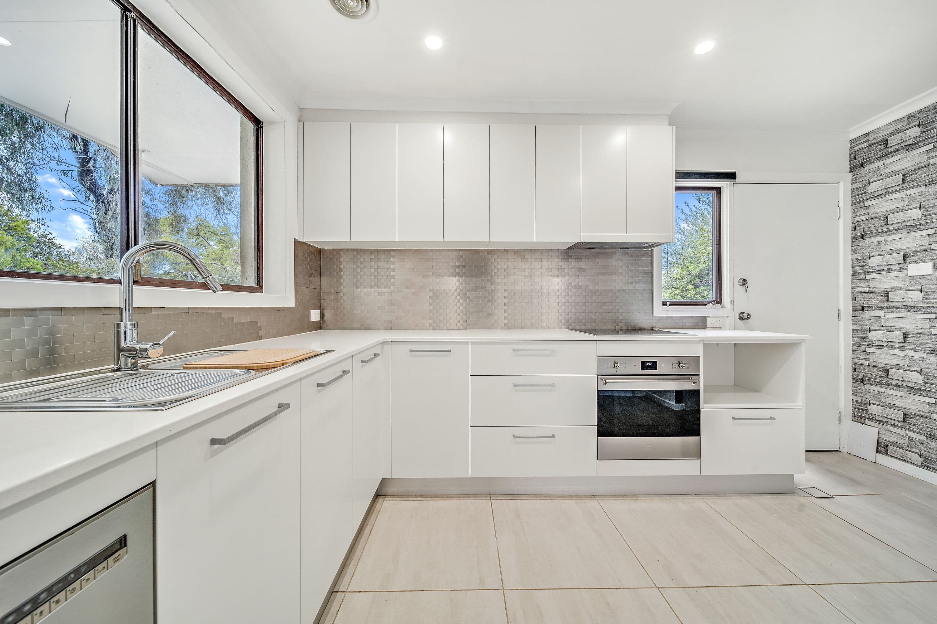 17 Warby Place, Charnwood ACT 2615, Charnwood - Image 1