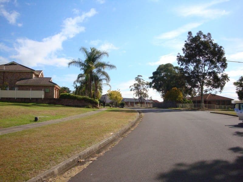 32 Furci Avenue, EDENSOR PARK NSW 2176, Edensor Park - Thumbnail 2