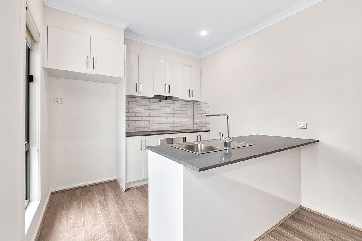2A Edith Way, Pakenham VIC 3810, Pakenham - Thumbnail 6