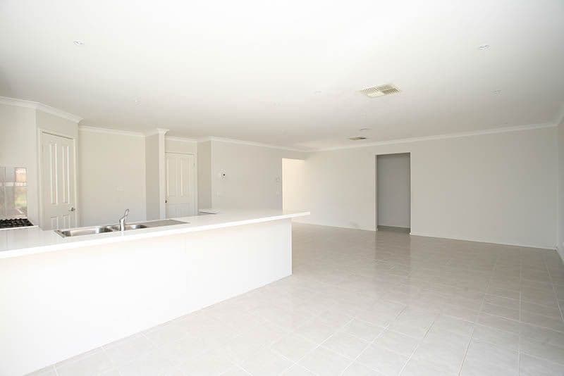 16 Sistine Row, MERNDA VIC 3754, Mernda - Thumbnail 5